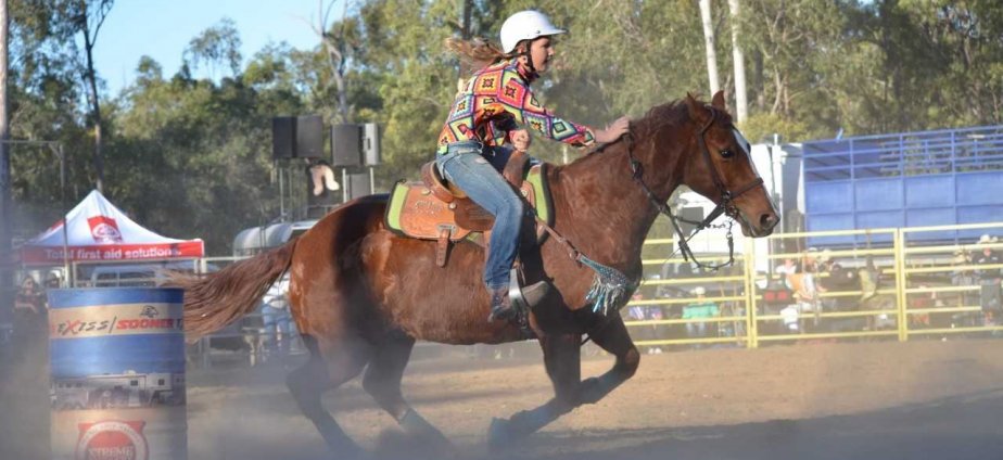 Barrel Racing at Fossil Downs Rodeo