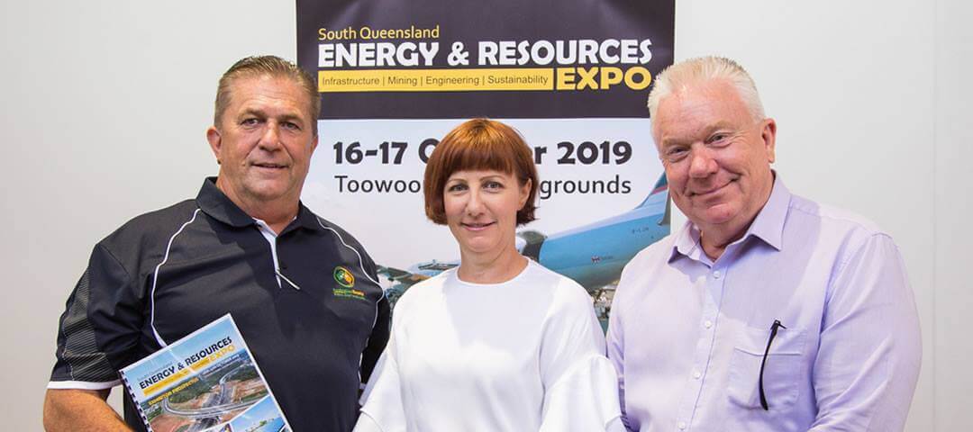 Mayor-Paul-Antonio-with-Bob-Carrol-and-Ali-Davenport-ready-for-South-Queensland-Energy-Resources-Expo